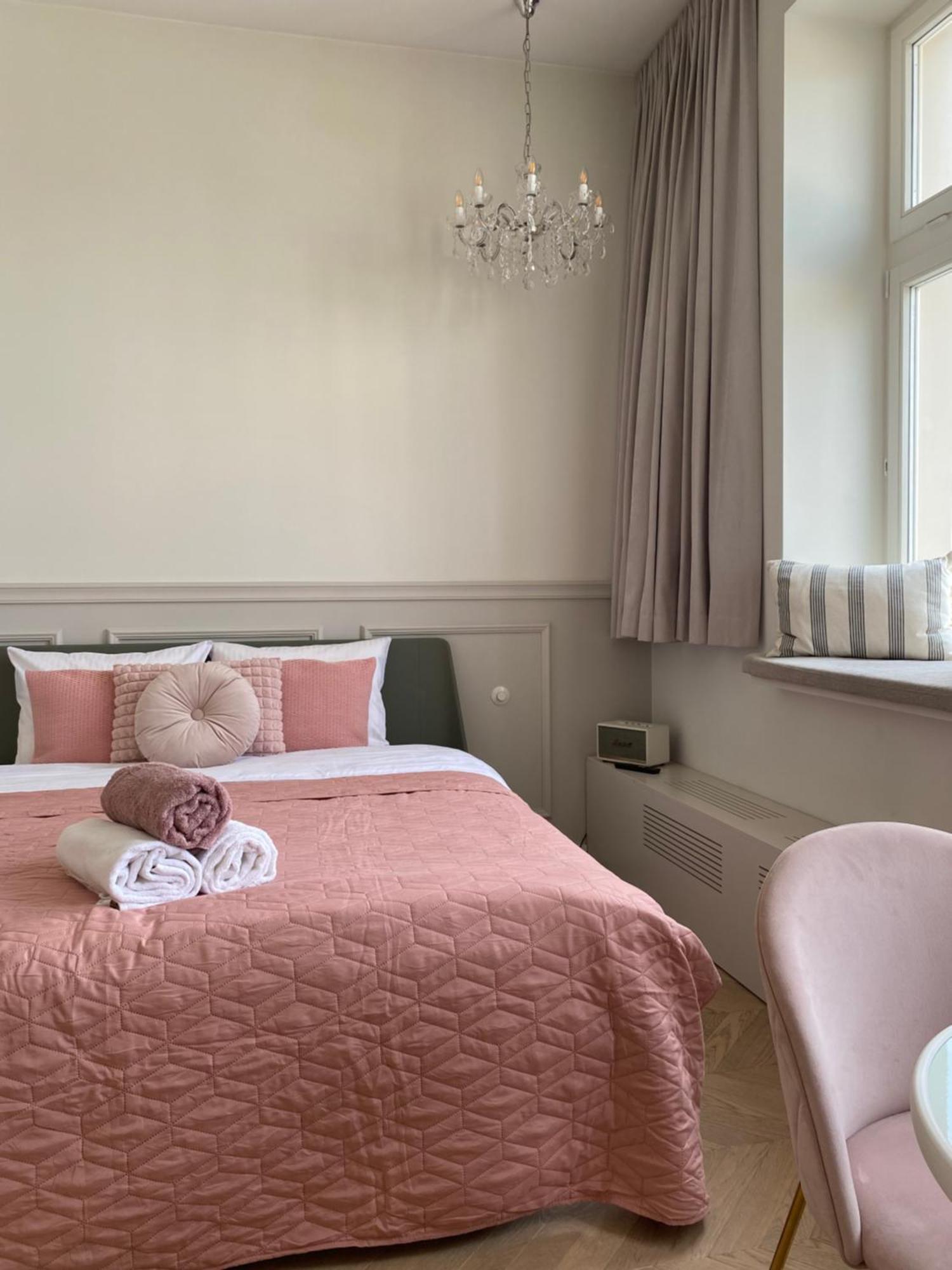 Royal Rose Apartment - Old Town Краков Экстерьер фото