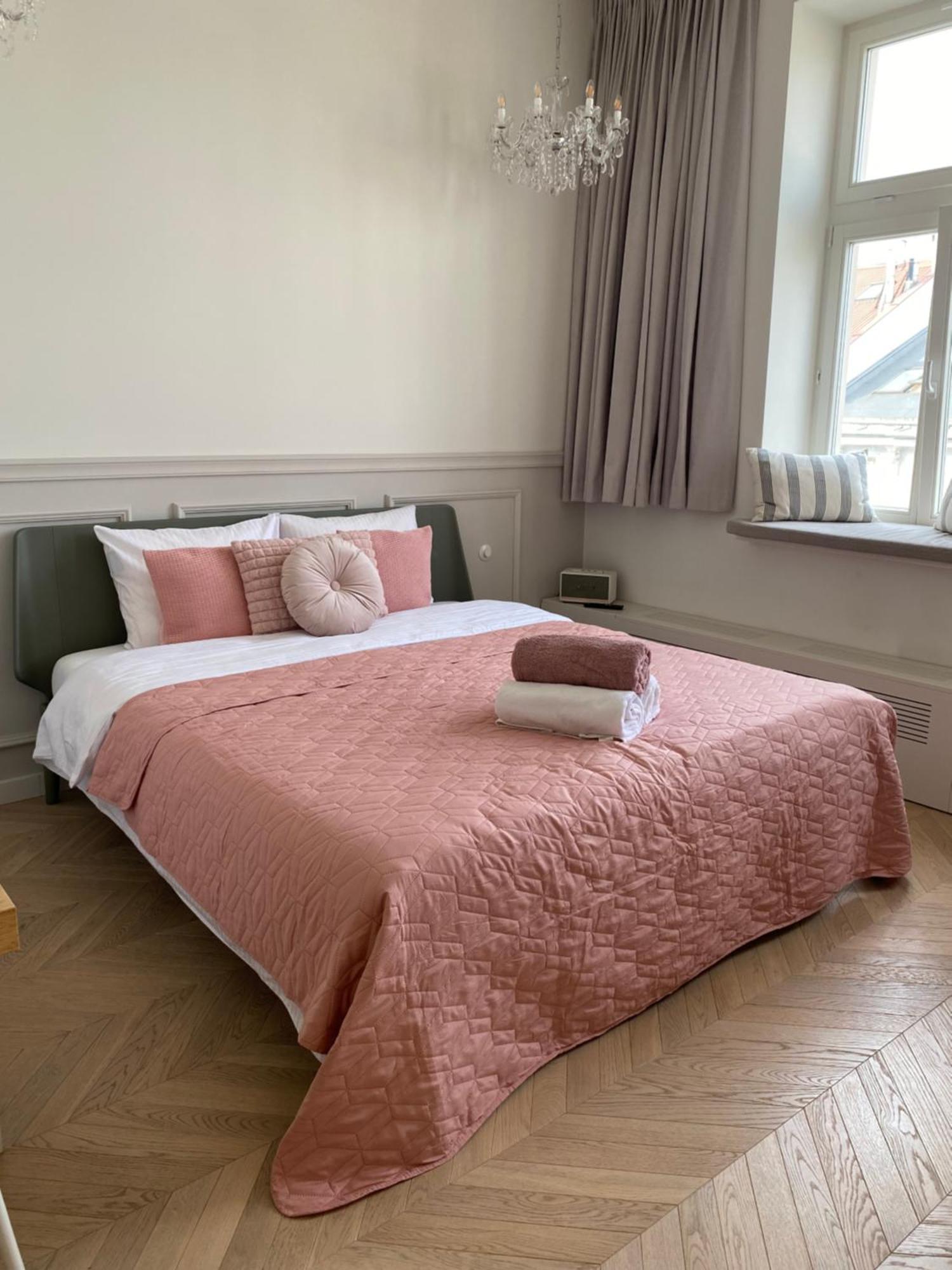 Royal Rose Apartment - Old Town Краков Экстерьер фото