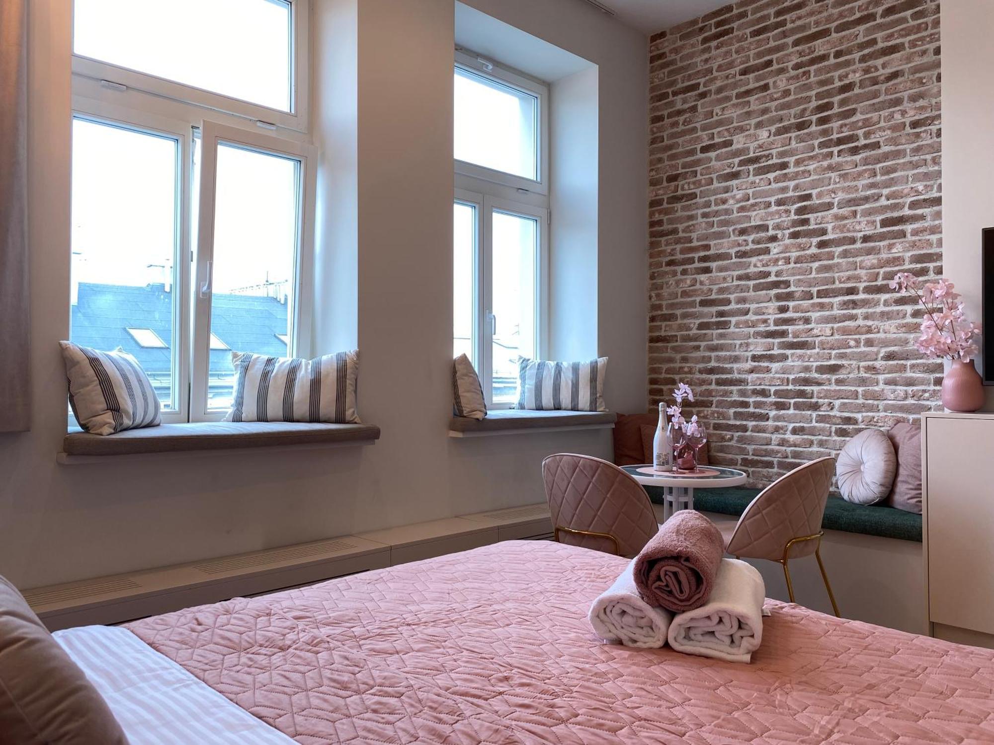 Royal Rose Apartment - Old Town Краков Экстерьер фото