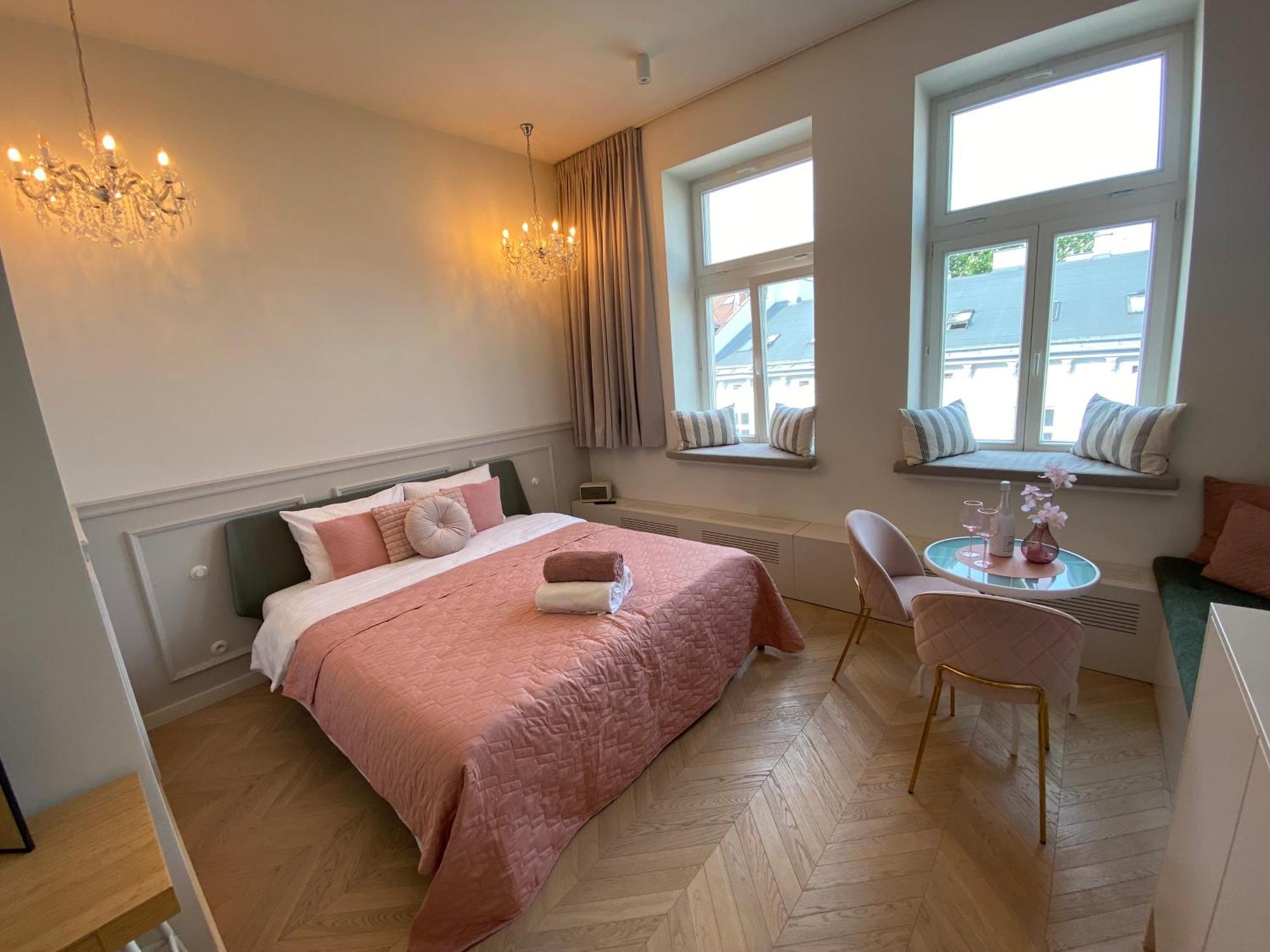 Royal Rose Apartment - Old Town Краков Экстерьер фото